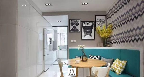 餐廳里設(shè)計(jì)一個卡座