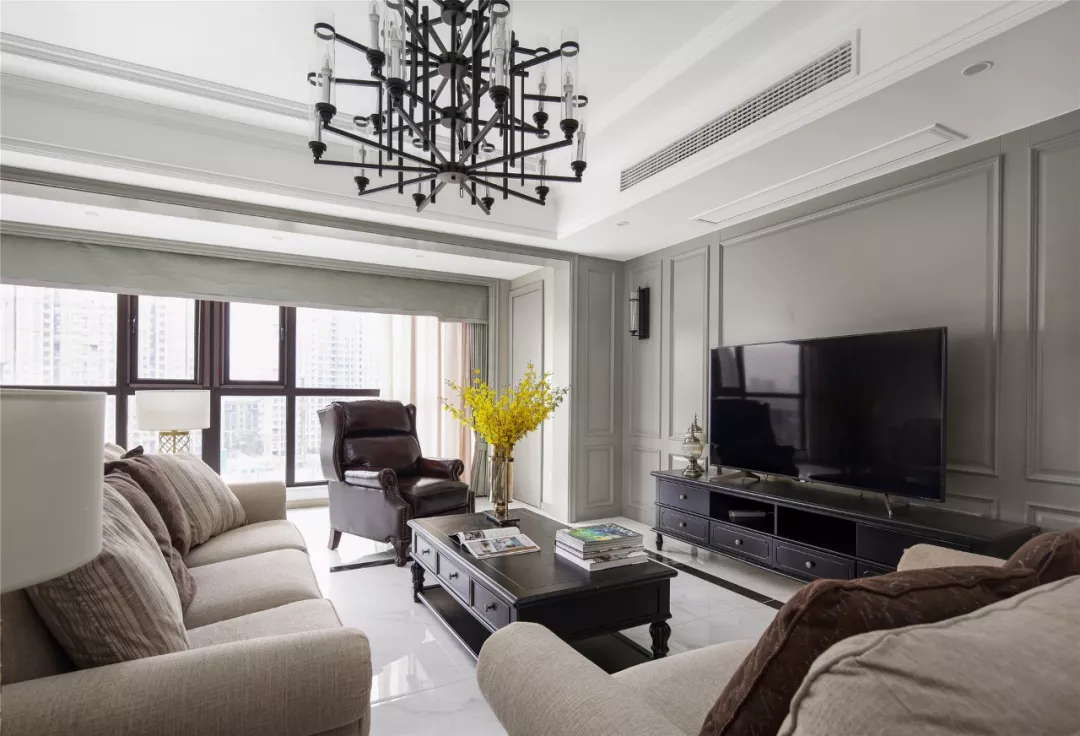 乳膠漆、石膏線背景墻